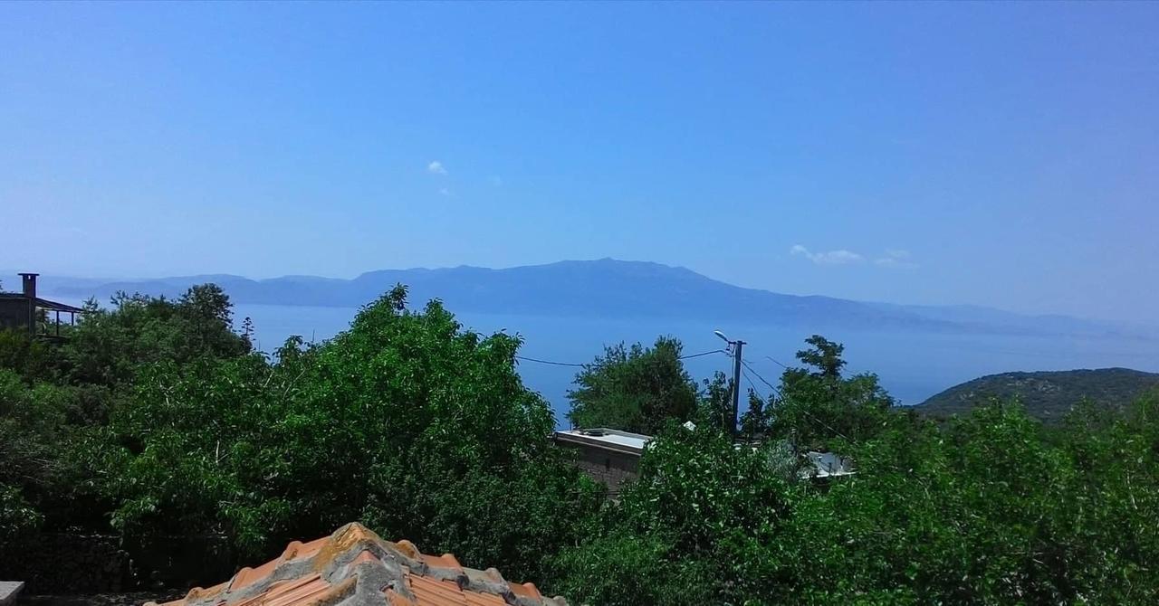 Assos Bohemian Hotel ภายนอก รูปภาพ